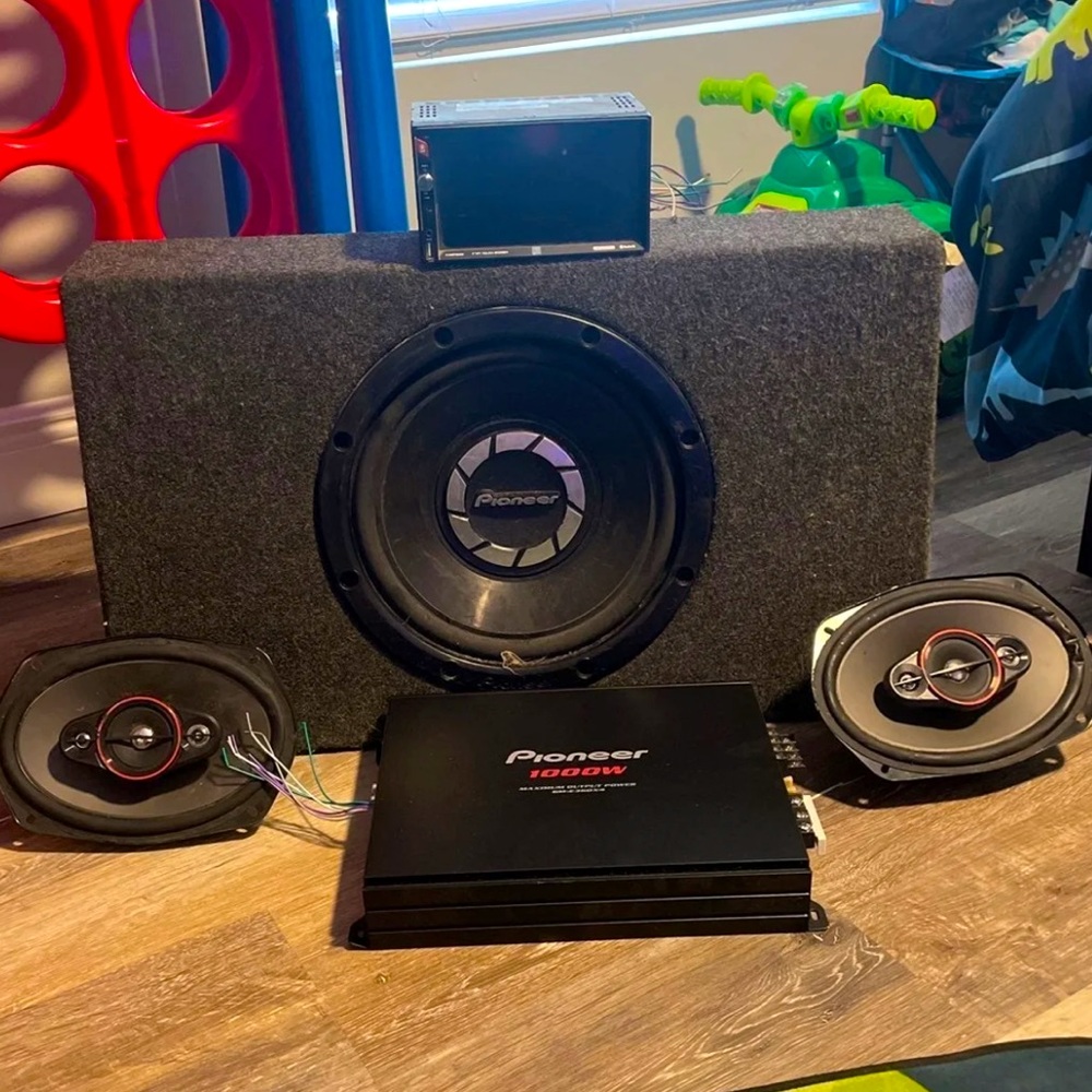 Pioneer amp